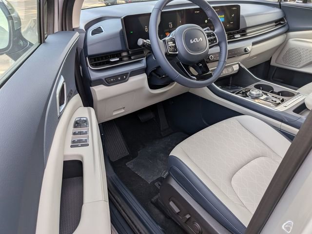 New 2026 Kia Carnival EX FWD image 12