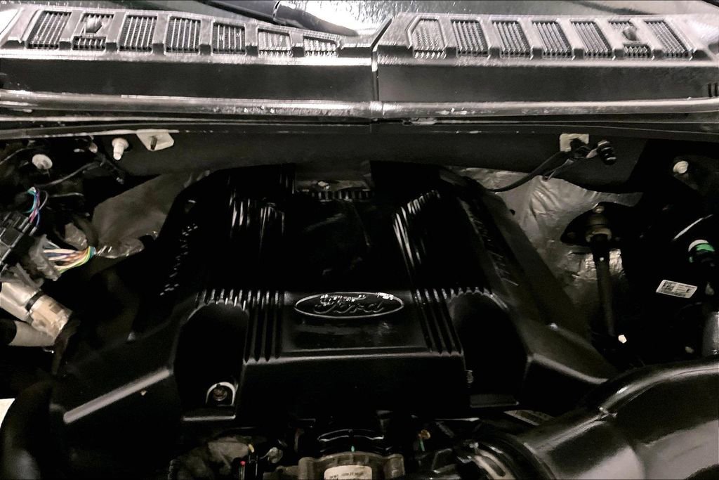 Used 2019 Ford F150 Lariat w/ Equipment Group 502A Luxury image 30