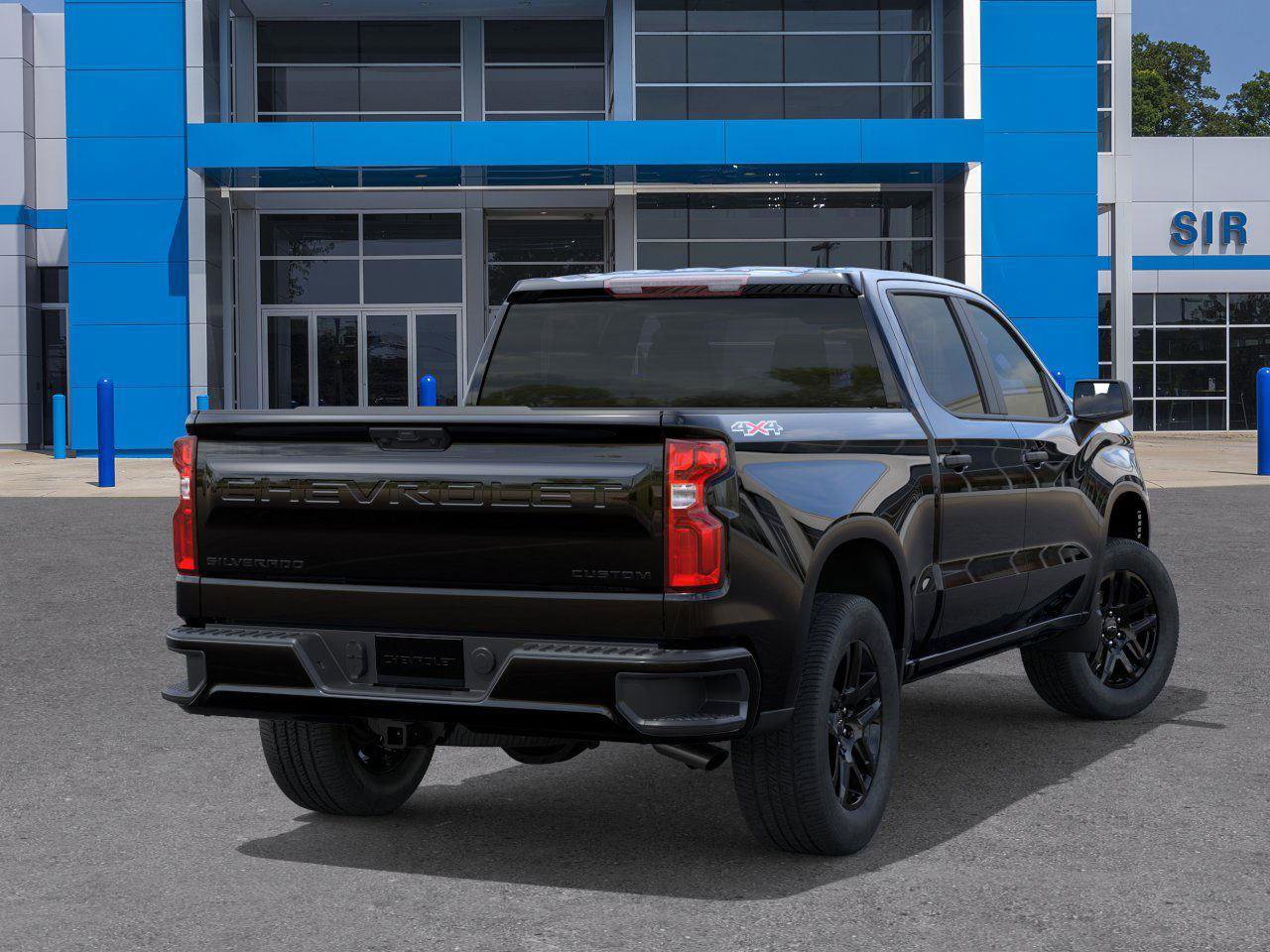 New 2026 Chevrolet Silverado 1500 Custom w/ LPO, Dark Essentials Package image 4