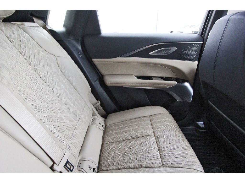 New 2025 Cadillac Lyriq Sport w/ Nappa Leather Package image 11