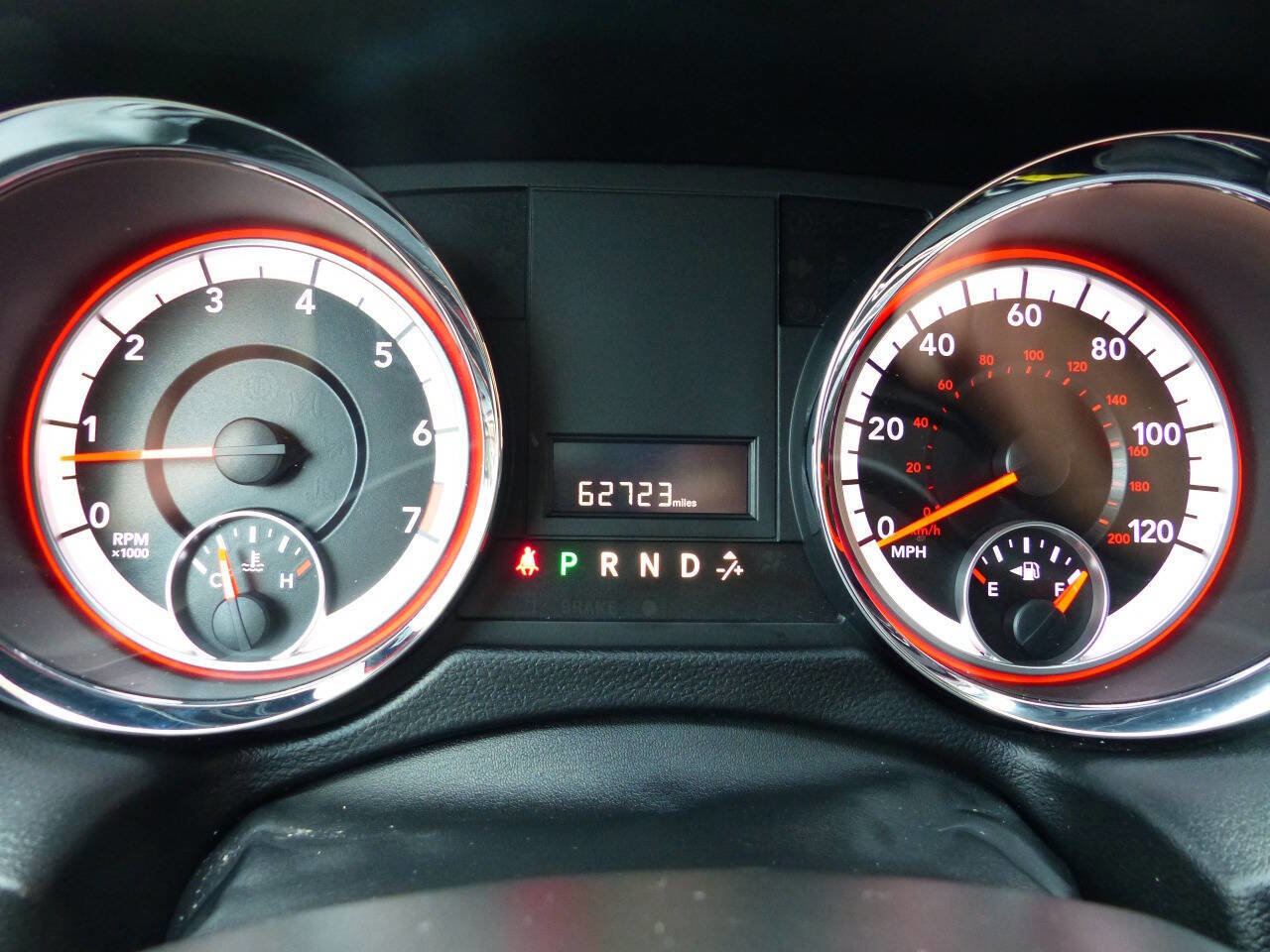 Used 2017 Dodge Grand Caravan SXT w/ Driver Convenience Group image 25