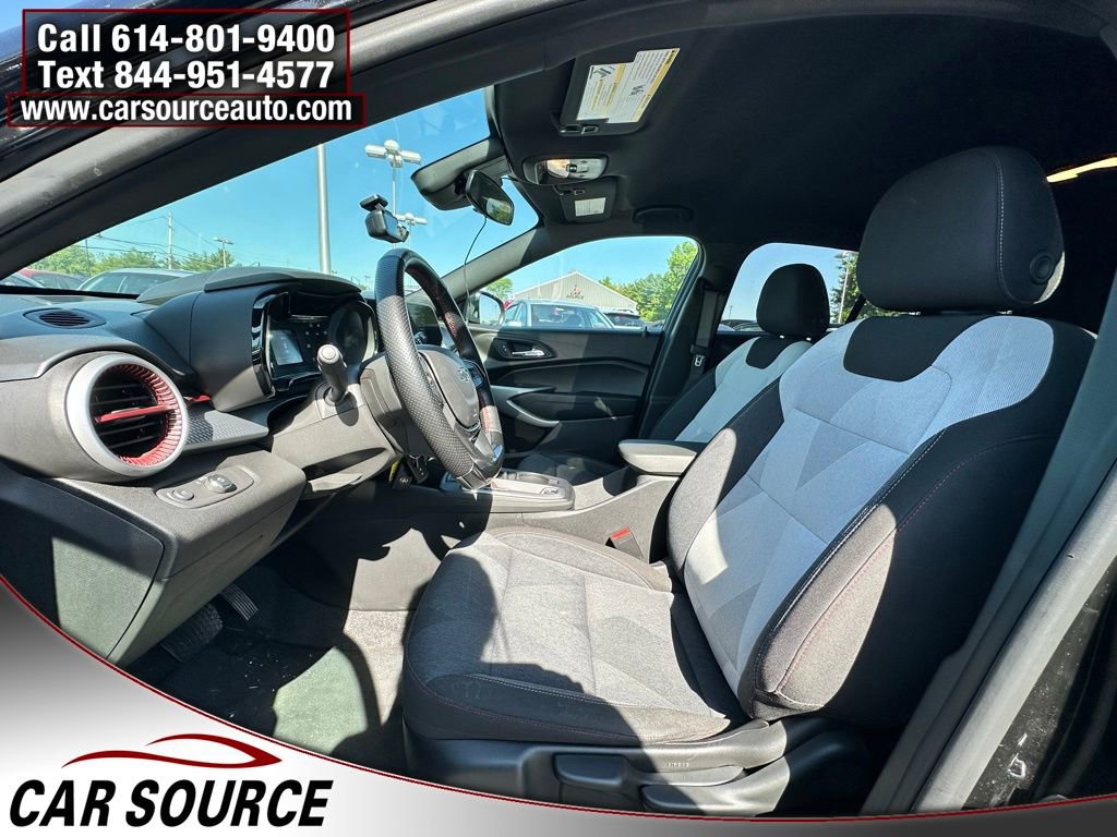 Used 2024 Chevrolet Trax RS w/ Driver Confidence Package FWD image 11