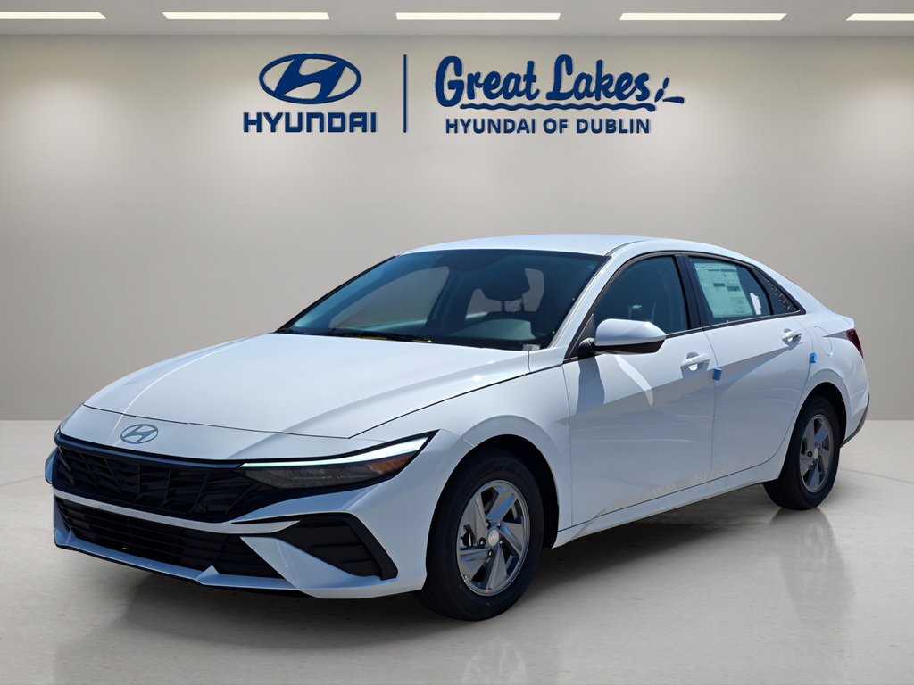 New 2026 Hyundai Elantra SE