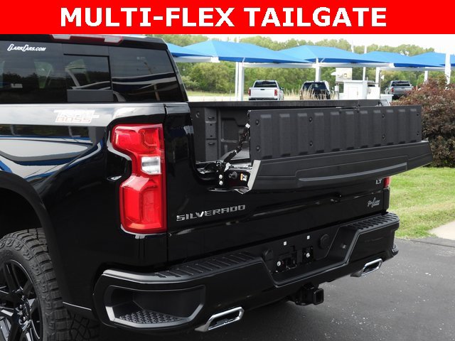 New 2026 Chevrolet Silverado 1500 LT Trail Boss w/ Convenience Package II image 3