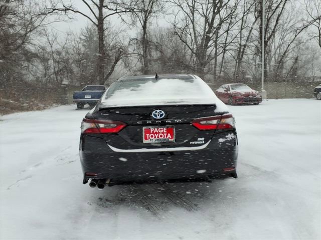 Certified 2023 Toyota Camry SE image 6