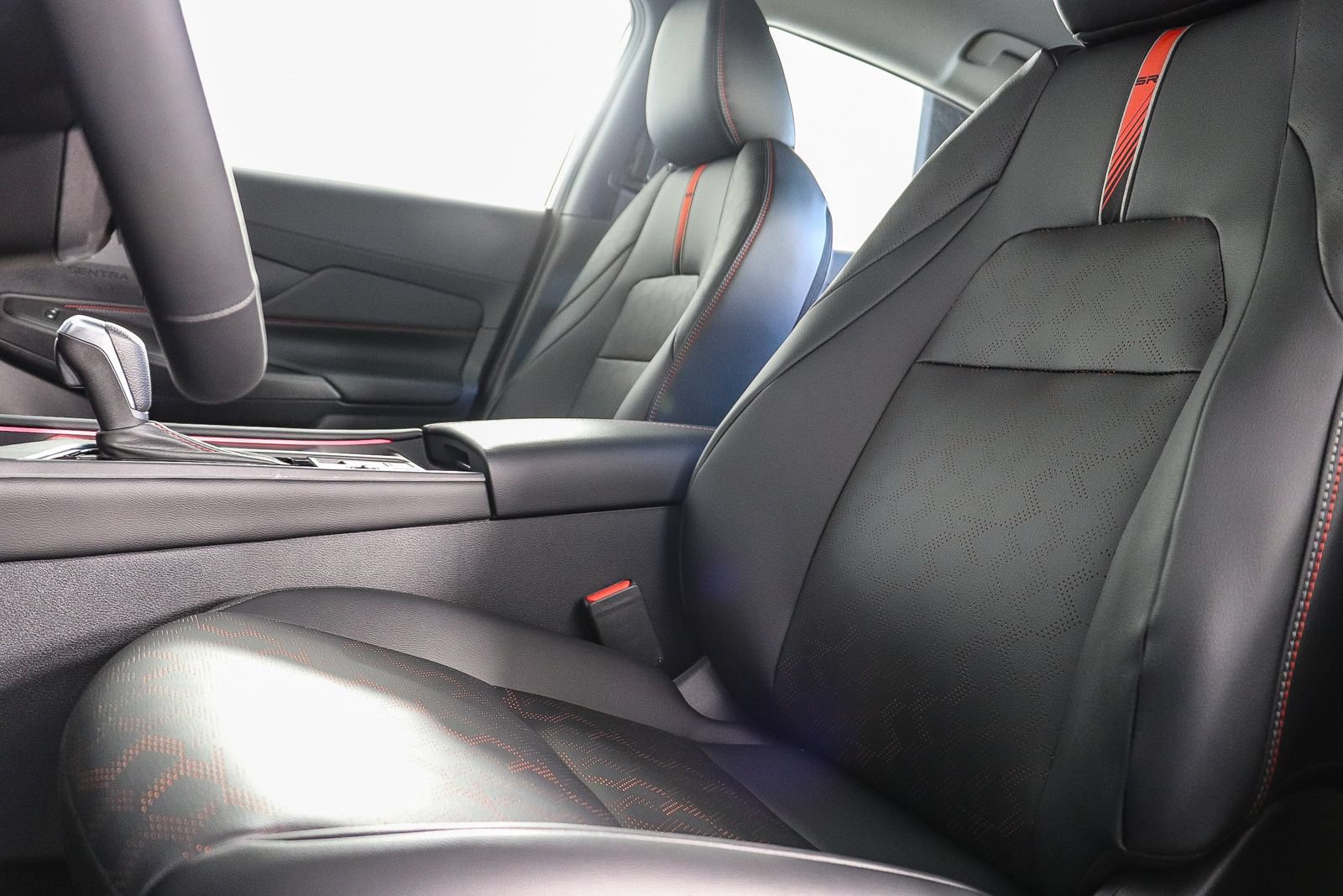 New 2026 Nissan Sentra SR w/ SR Premium Package FWD image 25
