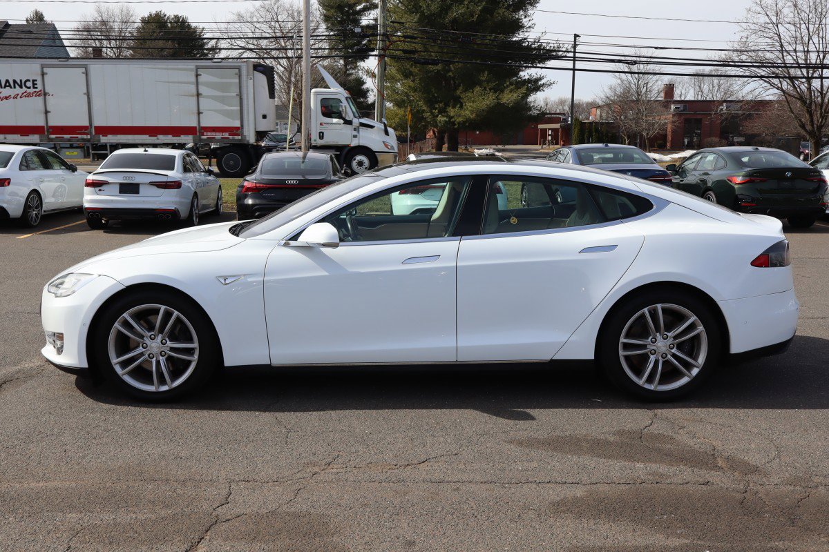 Used 2016 Tesla Model S 70D AWD/4WD image 9