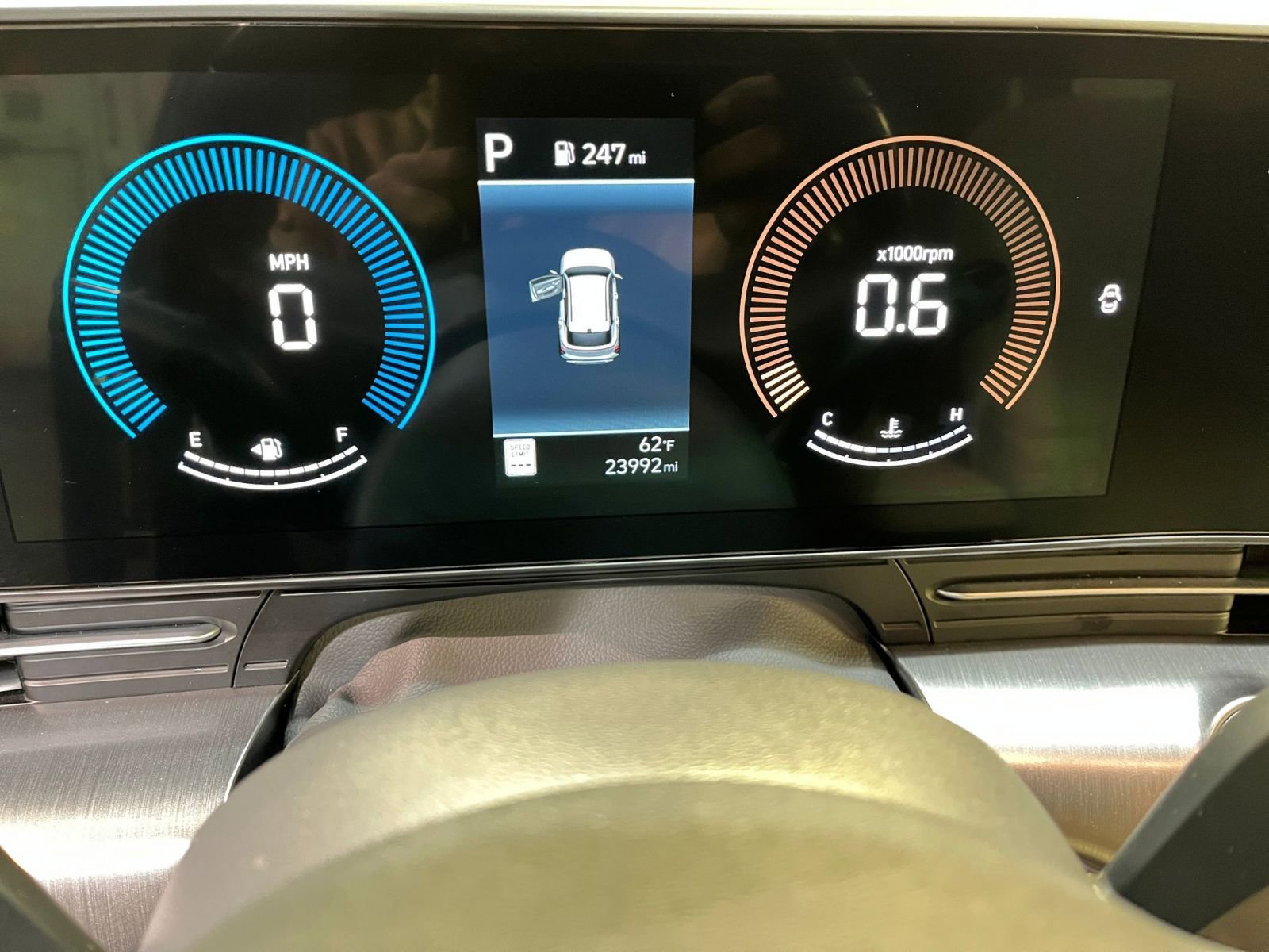 Used 2025 Hyundai Kona SEL image 40