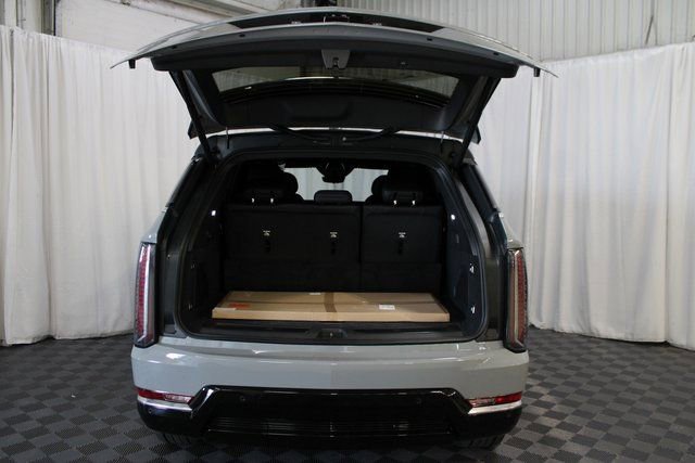 New 2026 Cadillac Escalade IQ Luxury 1 image 7