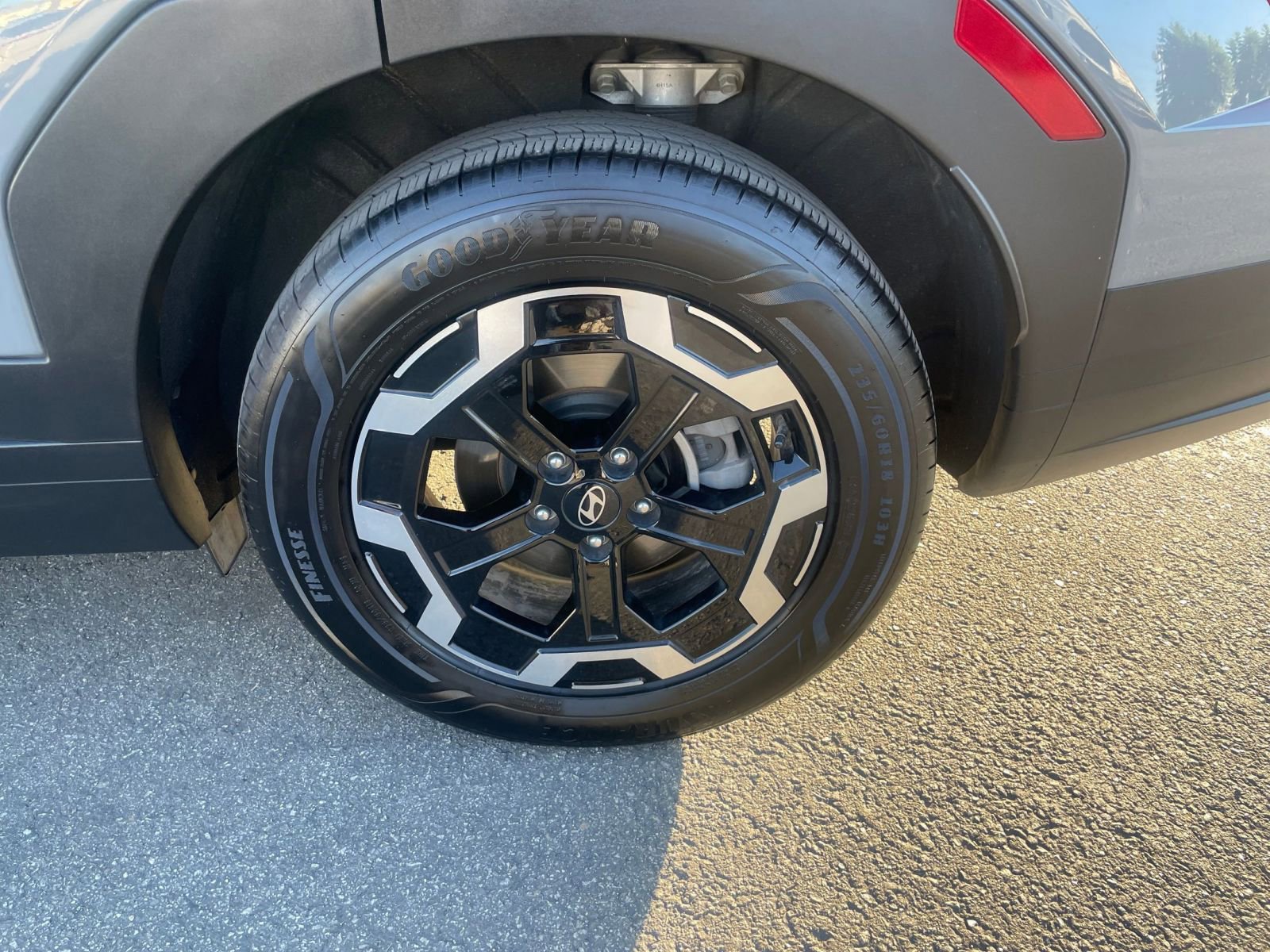 Used 2025 Hyundai Santa Fe SEL image 30