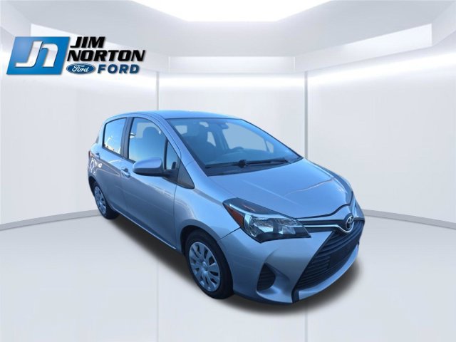 Used 2017 Toyota Yaris L w/ Carpet Mat Package FWD 360° Tour