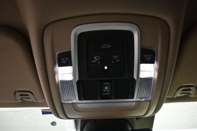 Used 2021 RAM 1500 Laramie AWD/4WD image 29
