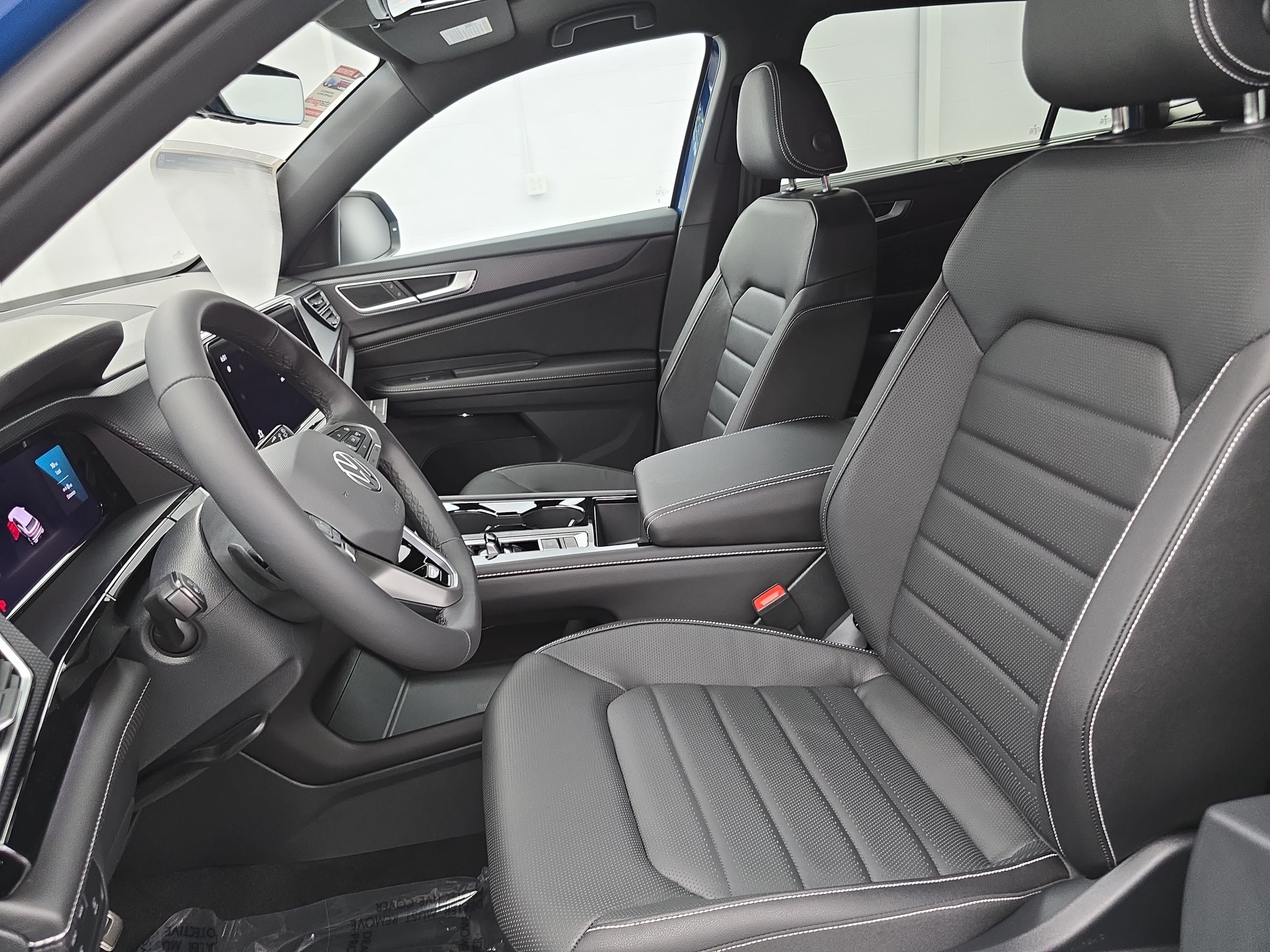 New 2026 Volkswagen Atlas Cross Sport SEL R-Line AWD/4WD image 15