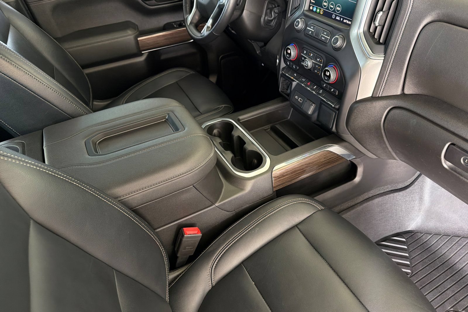 Used 2022 Chevrolet Silverado 1500 LT Trail Boss w/ Safety Package AWD/4WD image 17