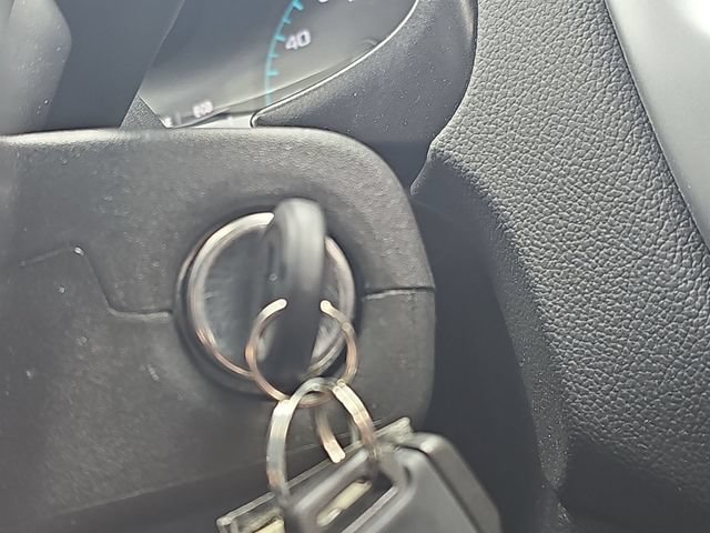 Used 2022 Chevrolet Colorado LT RWD image 18