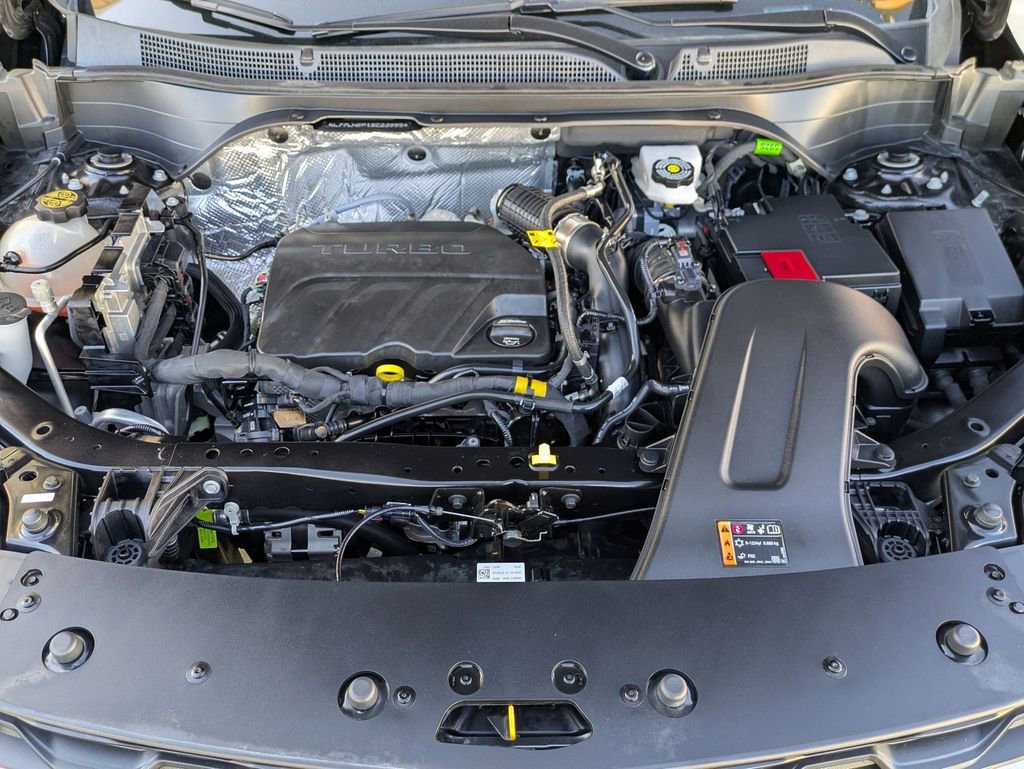 Used 2025 Chevrolet Trax LT w/ LT Convenience Package image 30