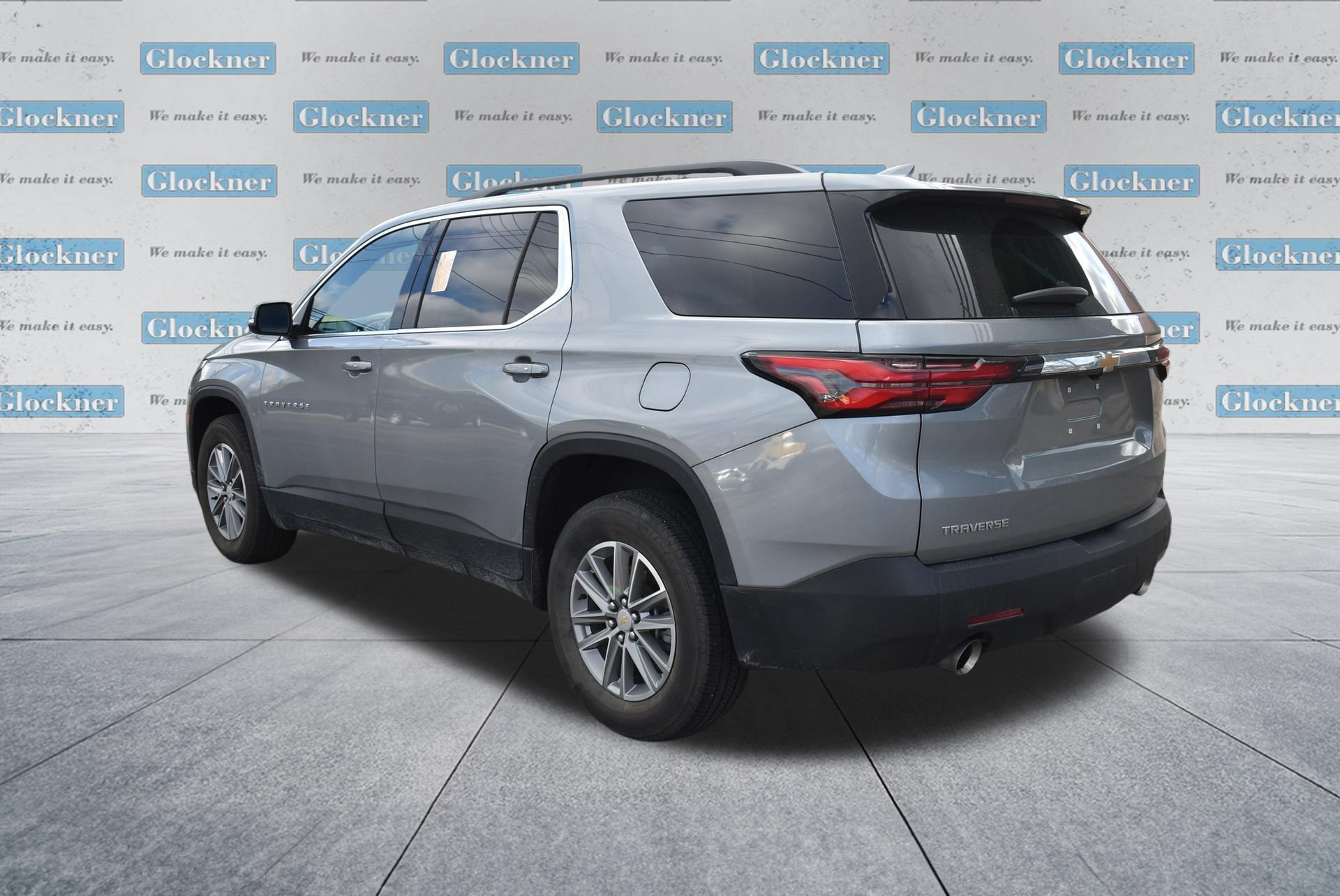 Used 2023 Chevrolet Traverse LT FWD image 8