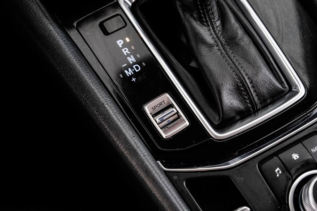 Used 2020 MAZDA CX-5 Touring image 24