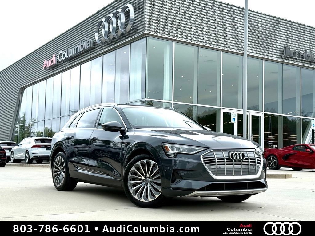 Used 2019 Audi e-tron Prestige w/ Prestige Package AWD/4WD image 2