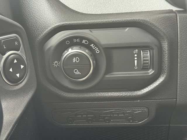New 2026 Jeep Gladiator Sport AWD/4WD image 23