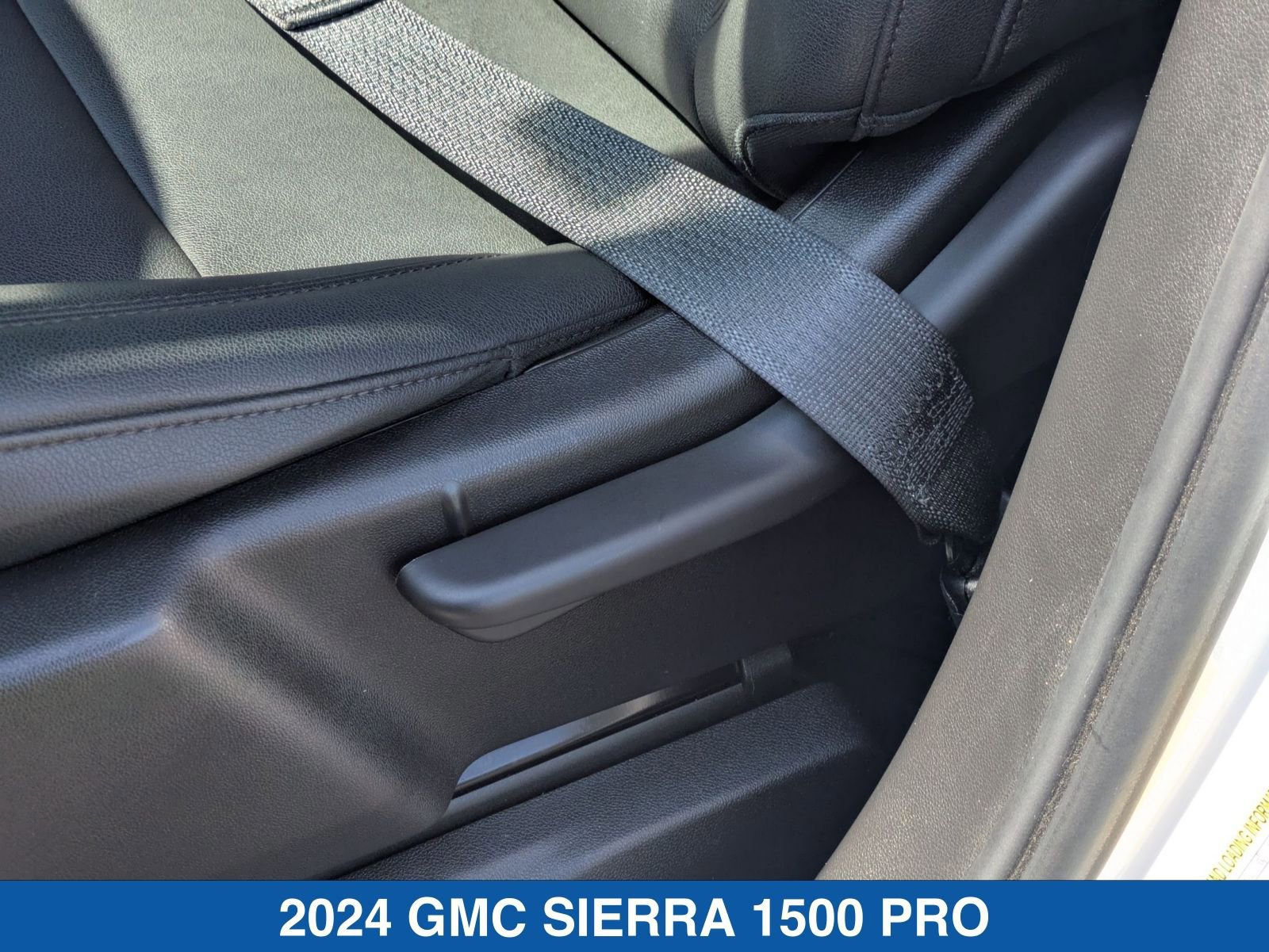 Used 2024 GMC Sierra 1500 Pro w/ Pro Value Package AWD/4WD image 27