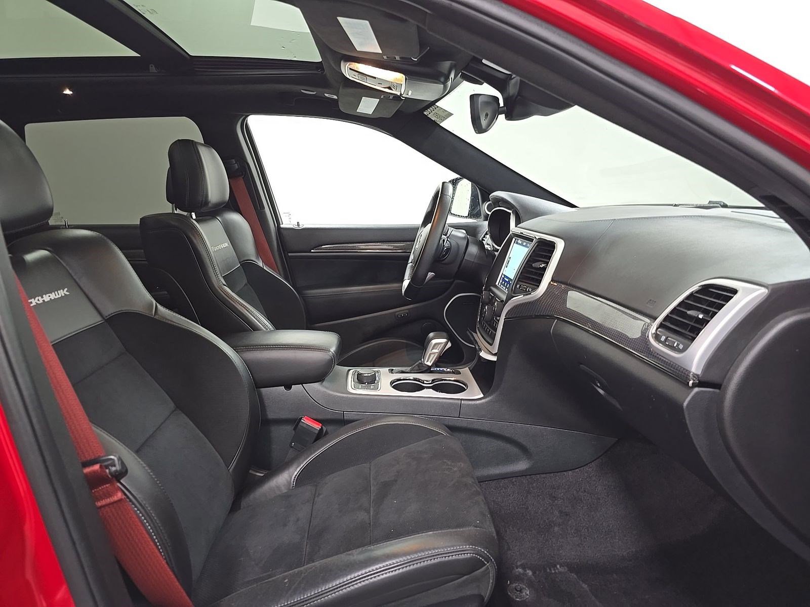 Used 2018 Jeep Grand Cherokee Trackhawk AWD/4WD image 9