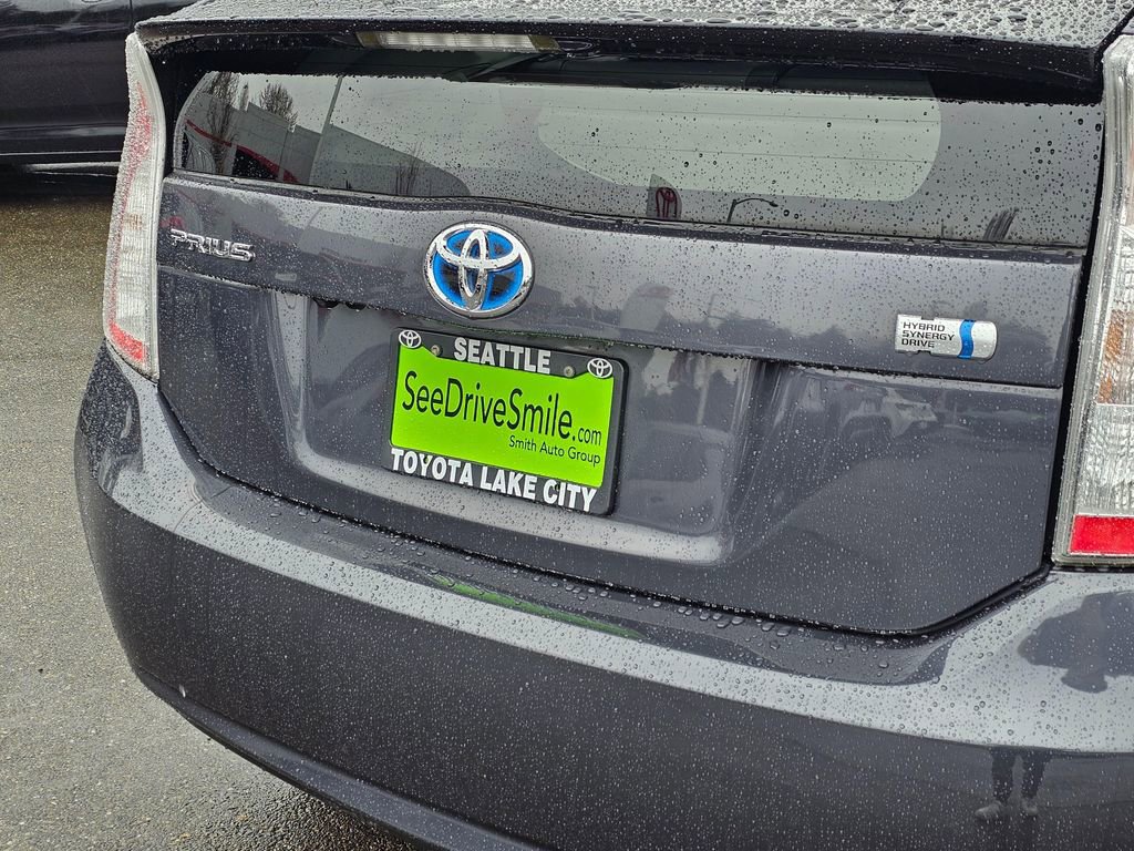 Used 2015 Toyota Prius Four w/ Deluxe Solar Roof Package image 13