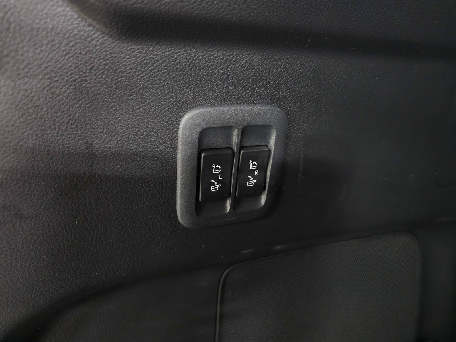 Certified 2025 Lexus TX 350 AWD w/ Technology Package image 8