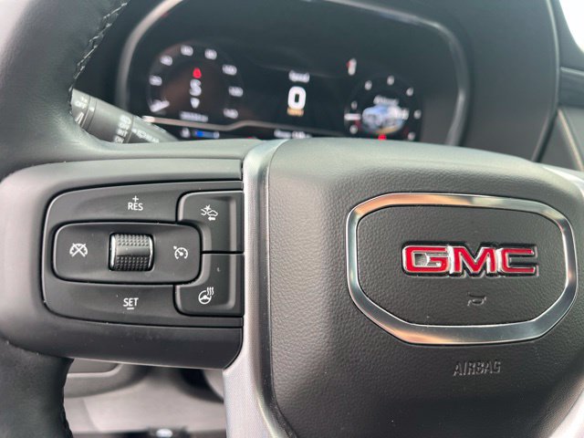 Used 2023 GMC Yukon SLT w/ SLT Luxury Package AWD/4WD image 31