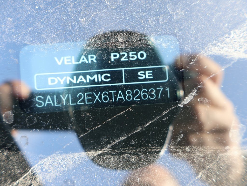New 2026 Land Rover Range Rover Velar Dynamic SE image 40