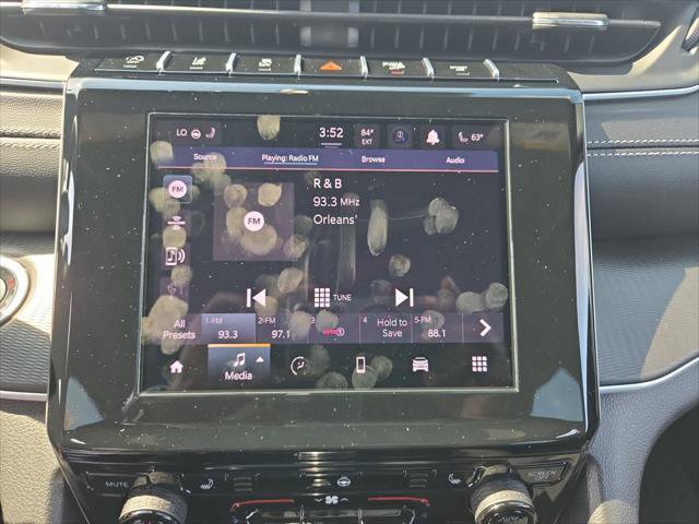 Certified 2025 Jeep Grand Cherokee Laredo X w/ Luxury Tech Group I AWD/4WD image 16