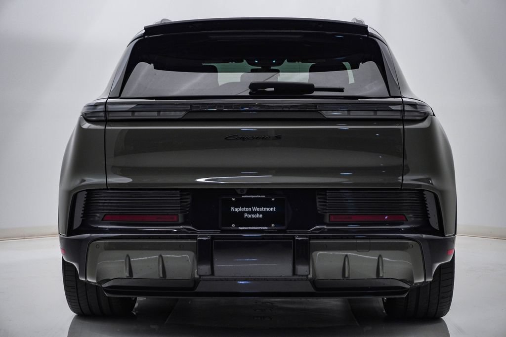 New 2026 Porsche Cayenne S AWD/4WD image 10