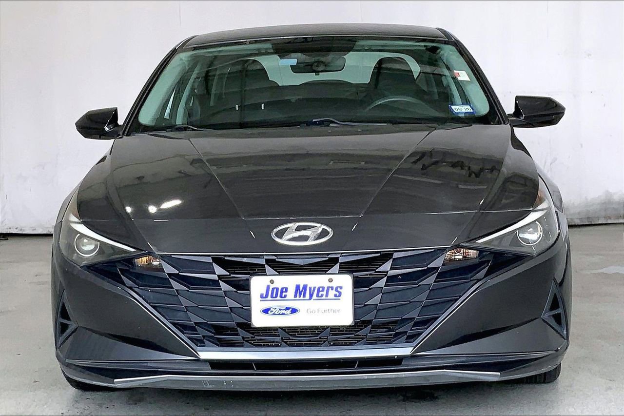 Used 2021 Hyundai Elantra SEL image 3