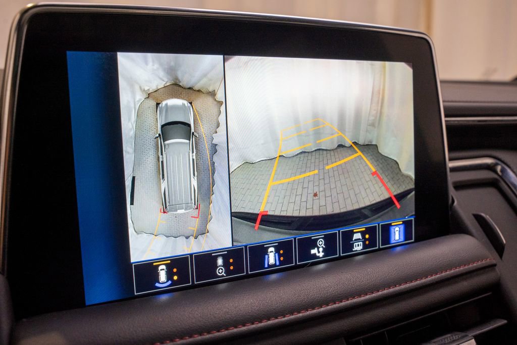 Used 2022 Chevrolet Tahoe RST w/ Sport Performance Package image 17