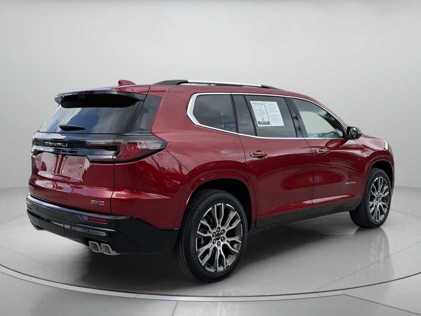 Used 2026 GMC Acadia Denali Ultimate FWD image 3