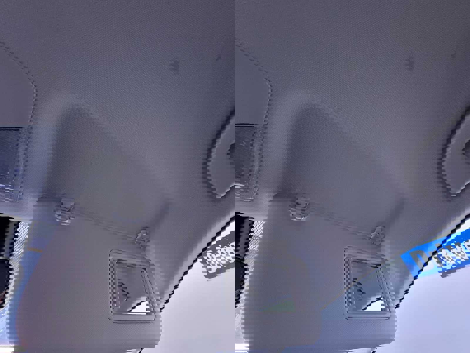 Used 2020 Toyota Corolla L image 32