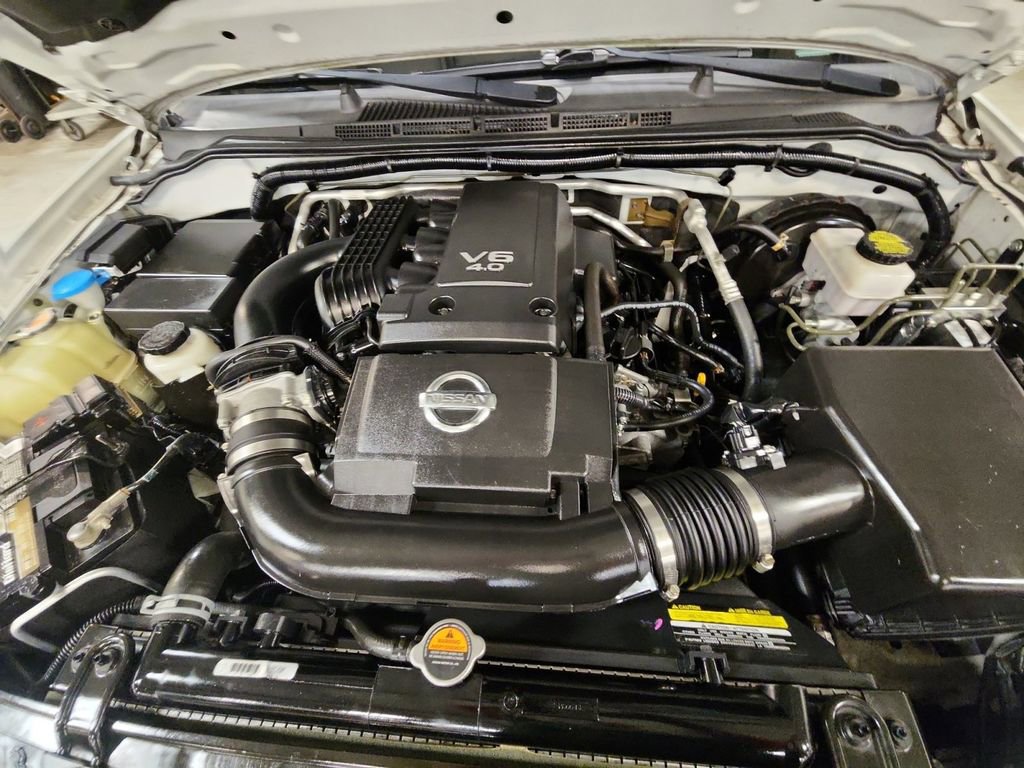 Used 2019 Nissan Frontier SV image 27