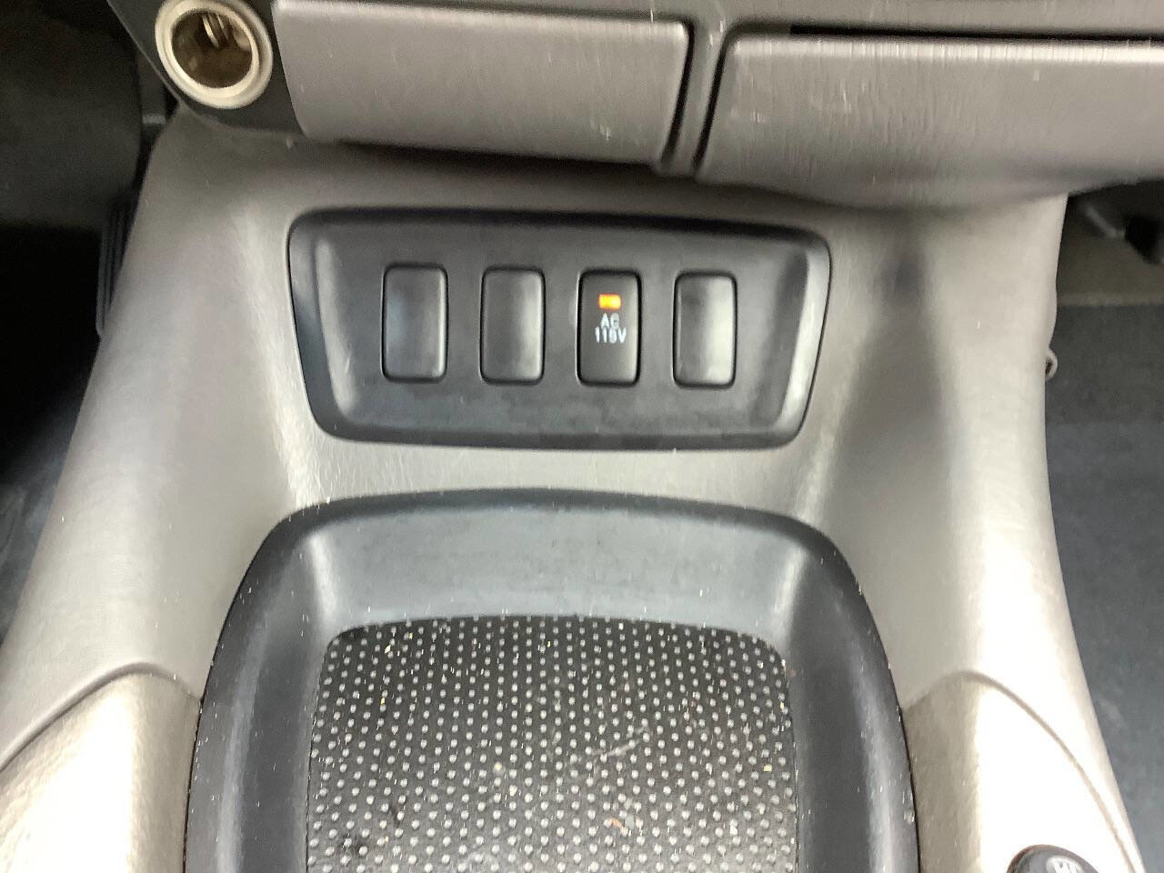 Used 2006 Toyota Sequoia Limited image 37