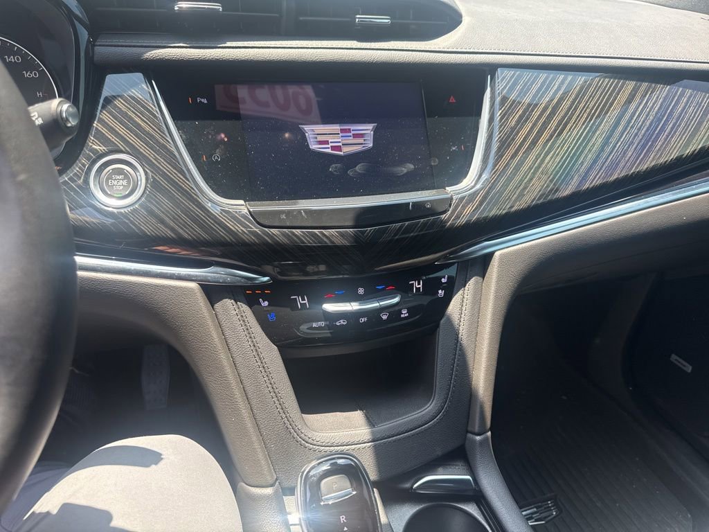 Used 2022 Cadillac XT6 Premium Luxury FWD image 10