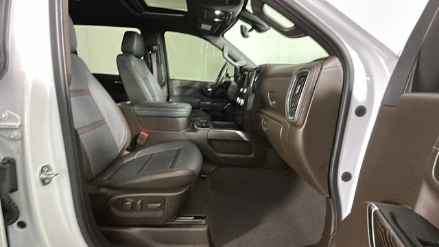 Used 2023 GMC Sierra 2500 Denali w/ Denali Ultimate Package AWD/4WD image 30