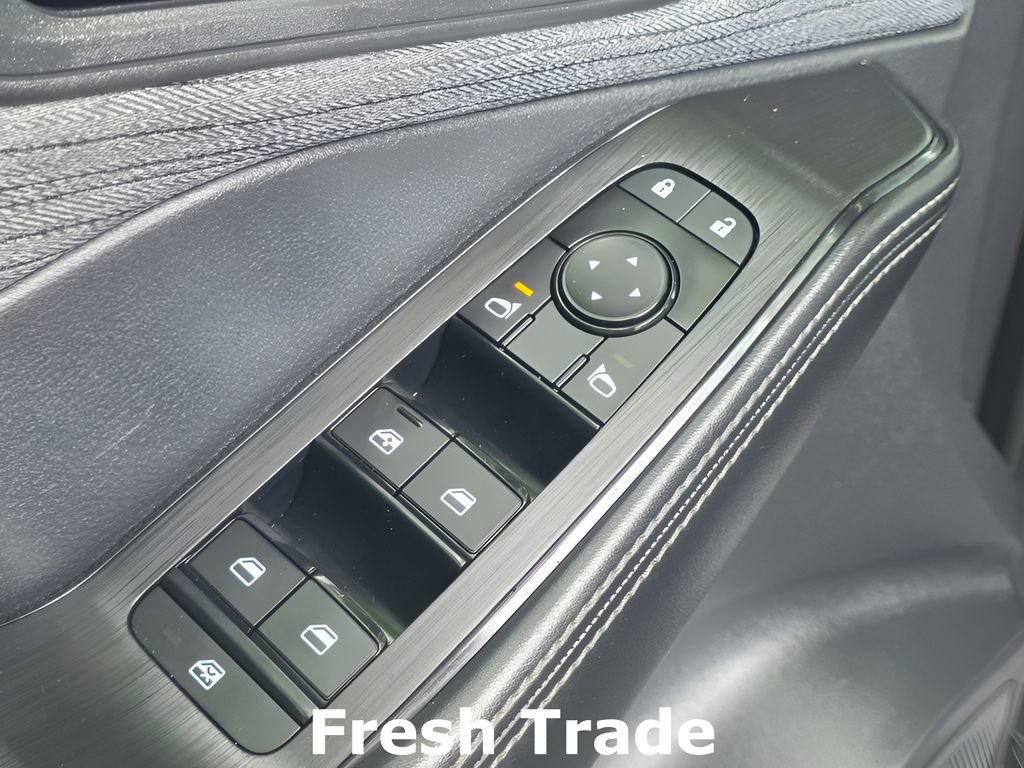 Used 2023 Nissan Rogue SV AWD/4WD image 15