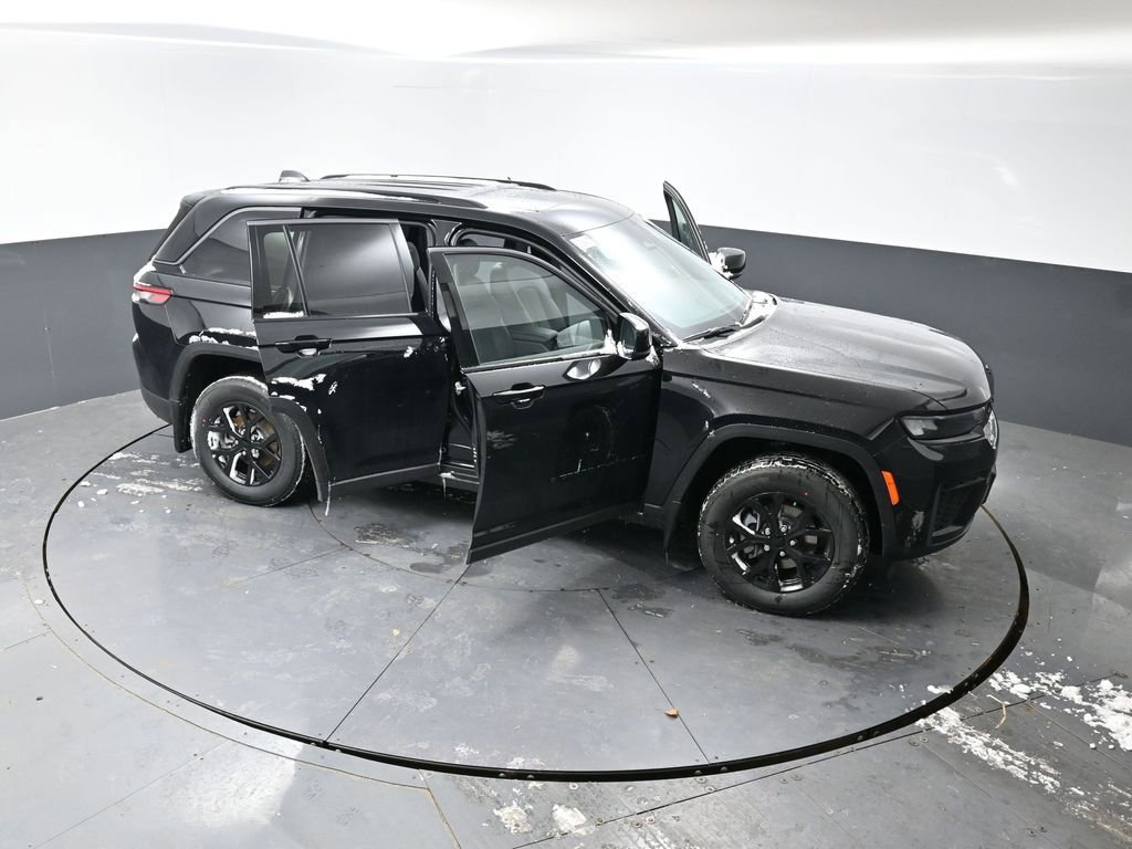New 2026 Jeep Grand Cherokee Altitude image 47
