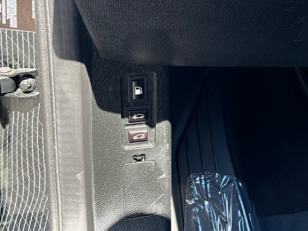 Used 2018 BMW i3 w/ Range Extender RWD image 26