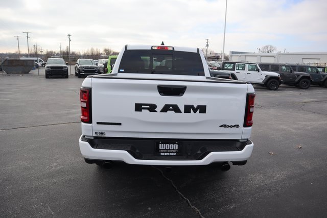 New 2026 RAM 1500 4x4 Crew Cab image 21