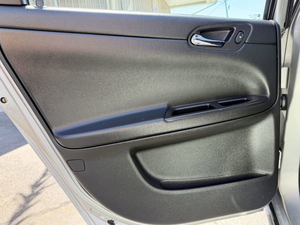 Used 2008 Chevrolet Impala LS FWD image 20