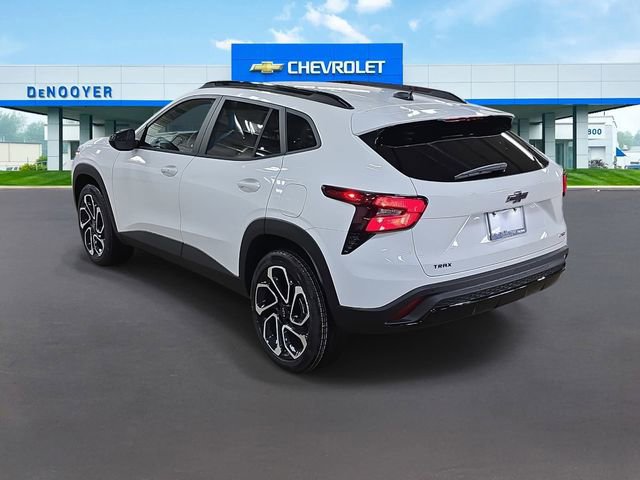 New 2026 Chevrolet Trax RS w/ Driver Confidence Package image 8