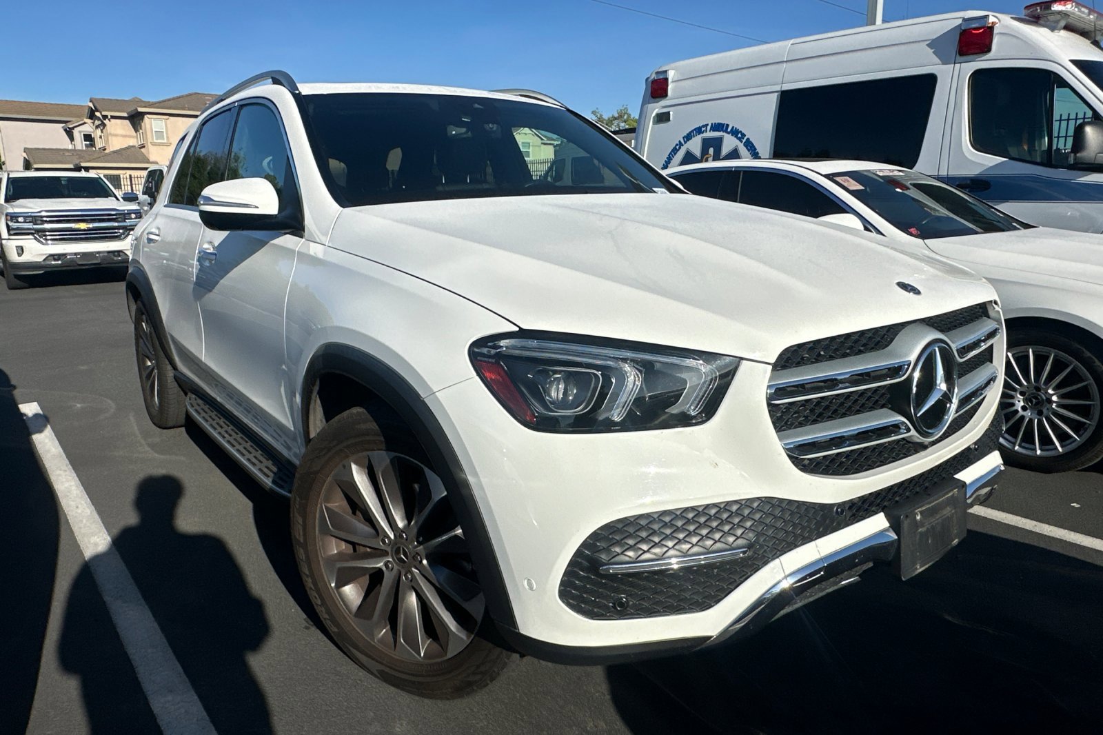 Used 2020 Mercedes-Benz GLE 350 4MATIC image 2