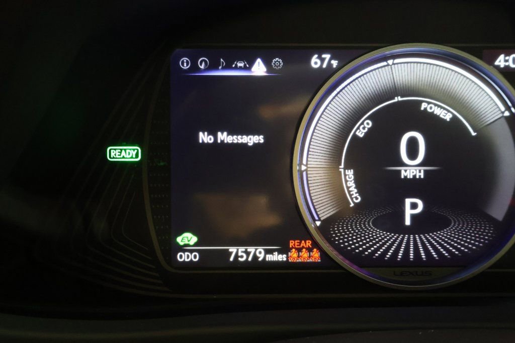 Used 2023 Lexus UX 250h FWD w/ Accessory Package (Z2) image 17