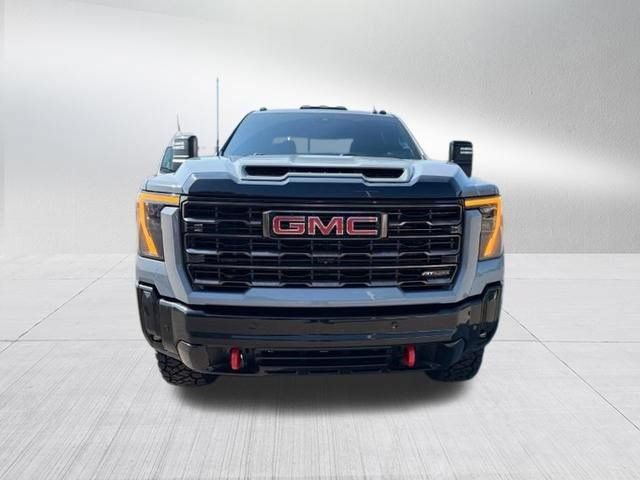 Used 2025 GMC Sierra 2500 AT4X AWD/4WD image 8