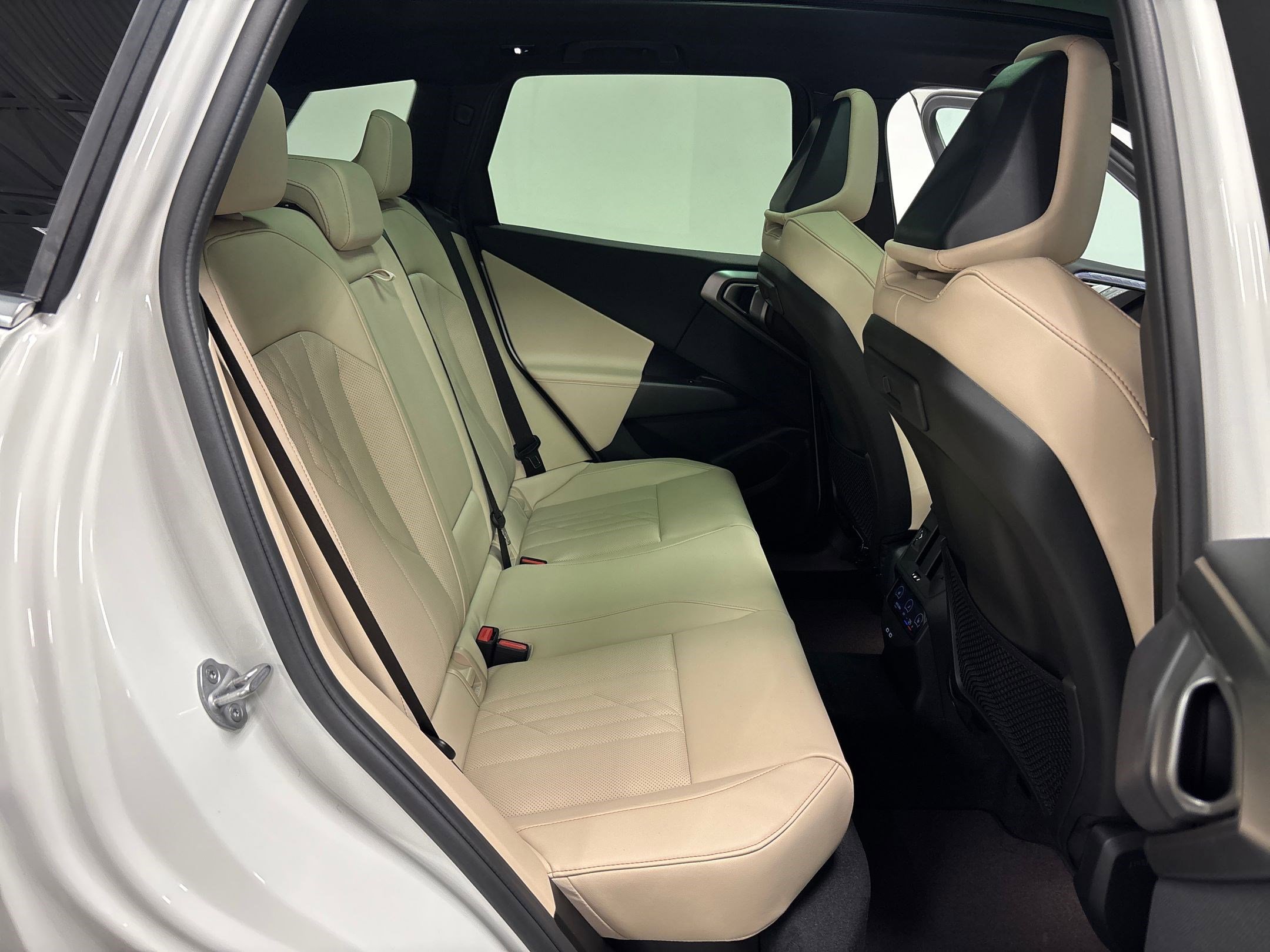 Used 2026 BMW X3 xDrive30 w/ Convenience Package image 37